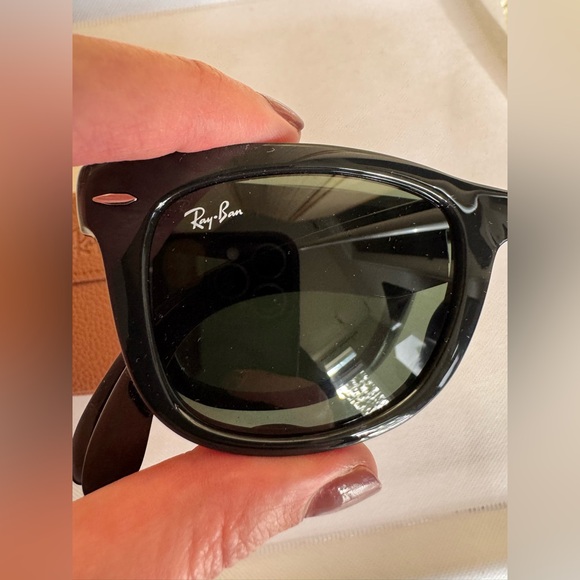 Ray-Ban Wayfarer Folding Classic - Picture 4 of 10